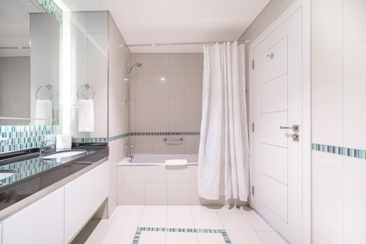 Luton Vacation Homes-Damac Heights Tower- Dubai Marina-21Ab03 外观 照片